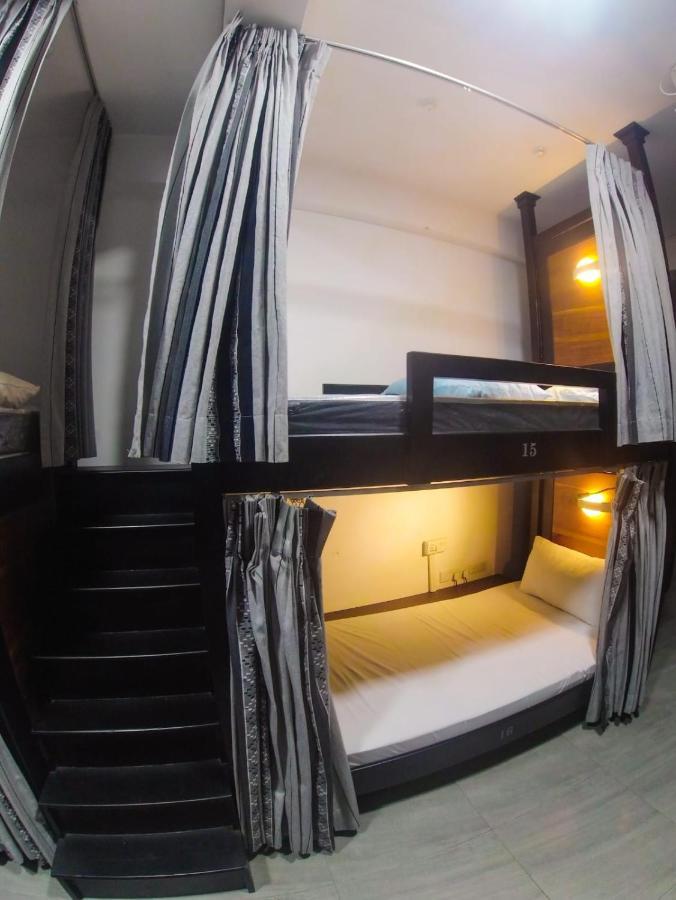 Nap Station Bed and Breakfast Kandy Esterno foto