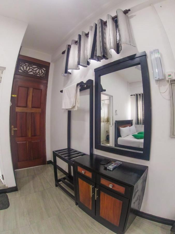 Nap Station Bed and Breakfast Kandy Esterno foto